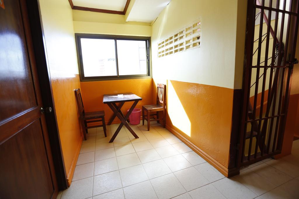 Intouch Guest House Vientiane Eksteriør billede
