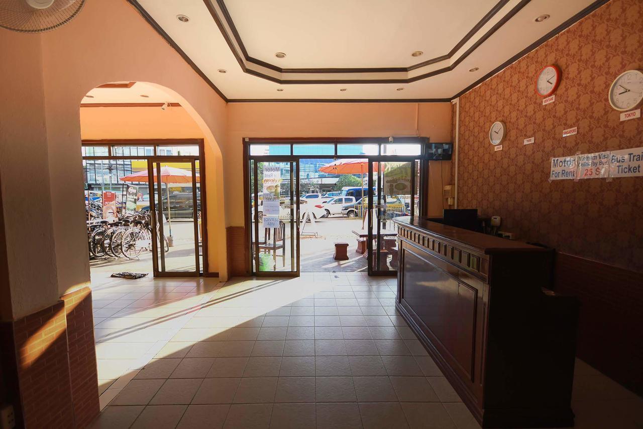 Intouch Guest House Vientiane Eksteriør billede